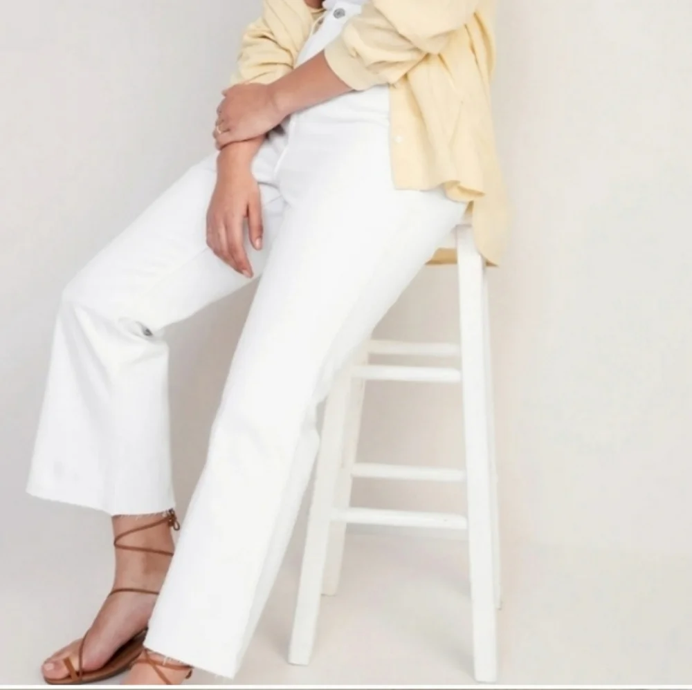 Old Navy 18 High Rise Jeans - Picture 3 of 12
